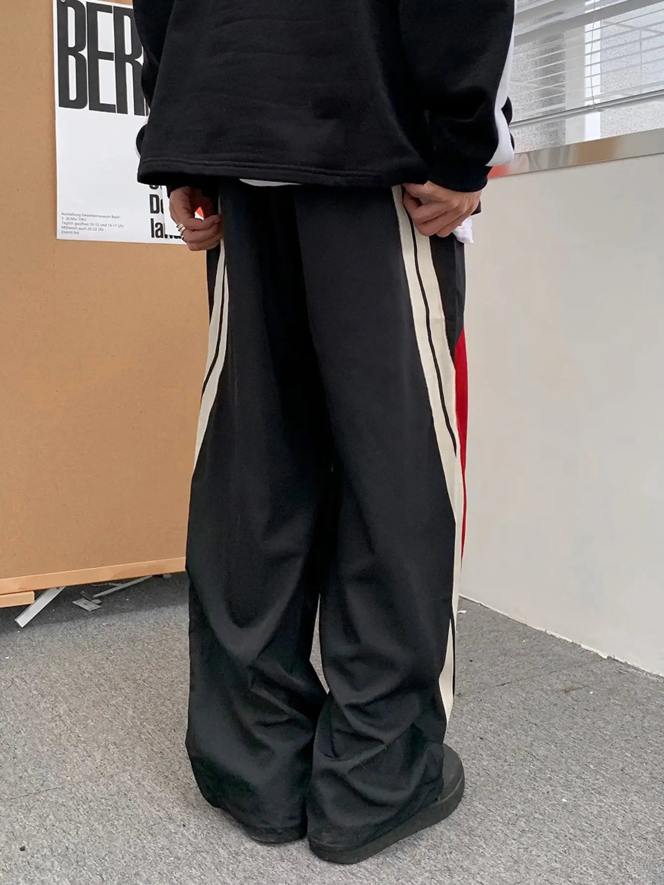Side Stripe Loose Bottom Joggers