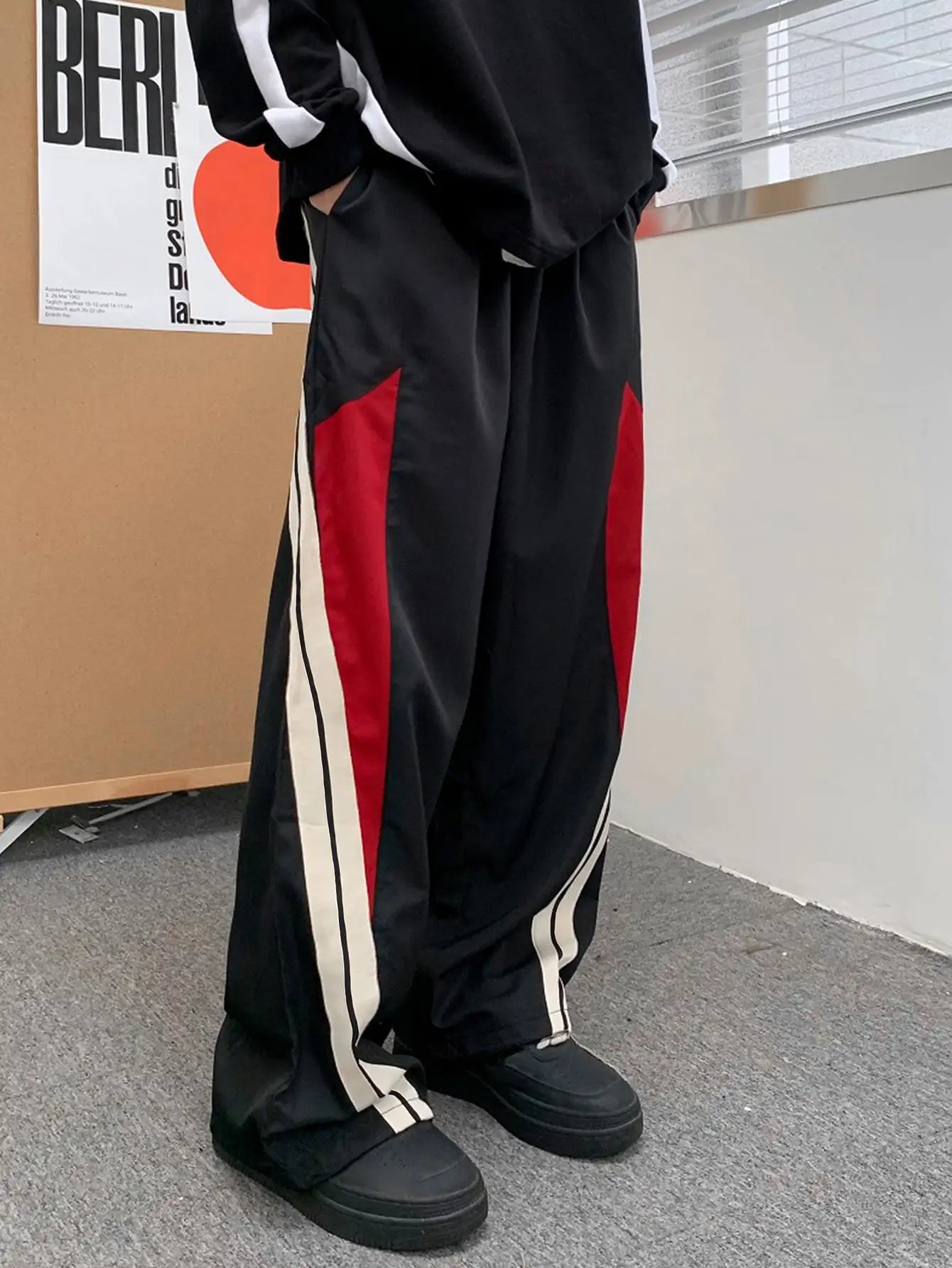 Side Stripe Loose Bottom Joggers