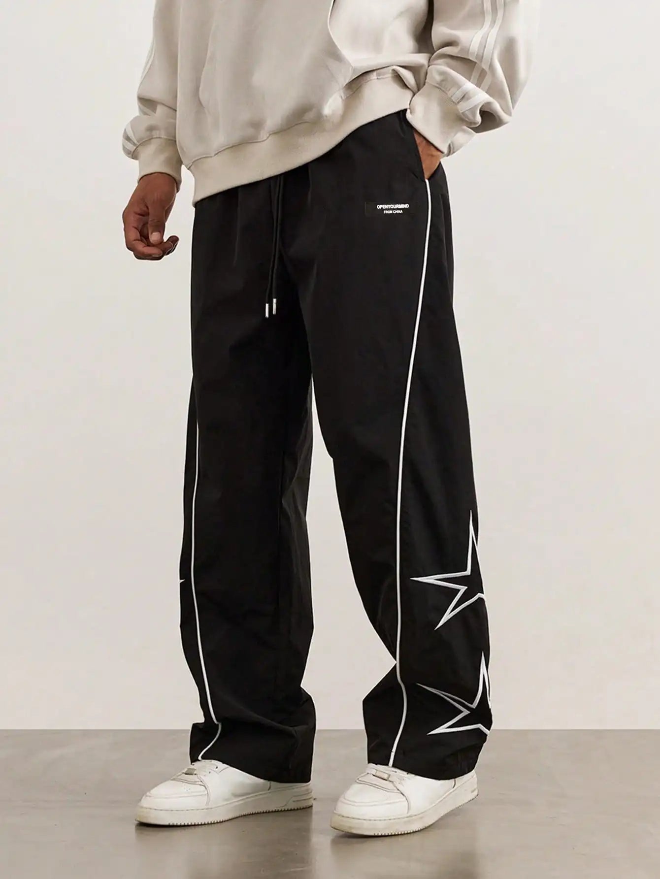 Retro Loose Bottomed Star Joggers