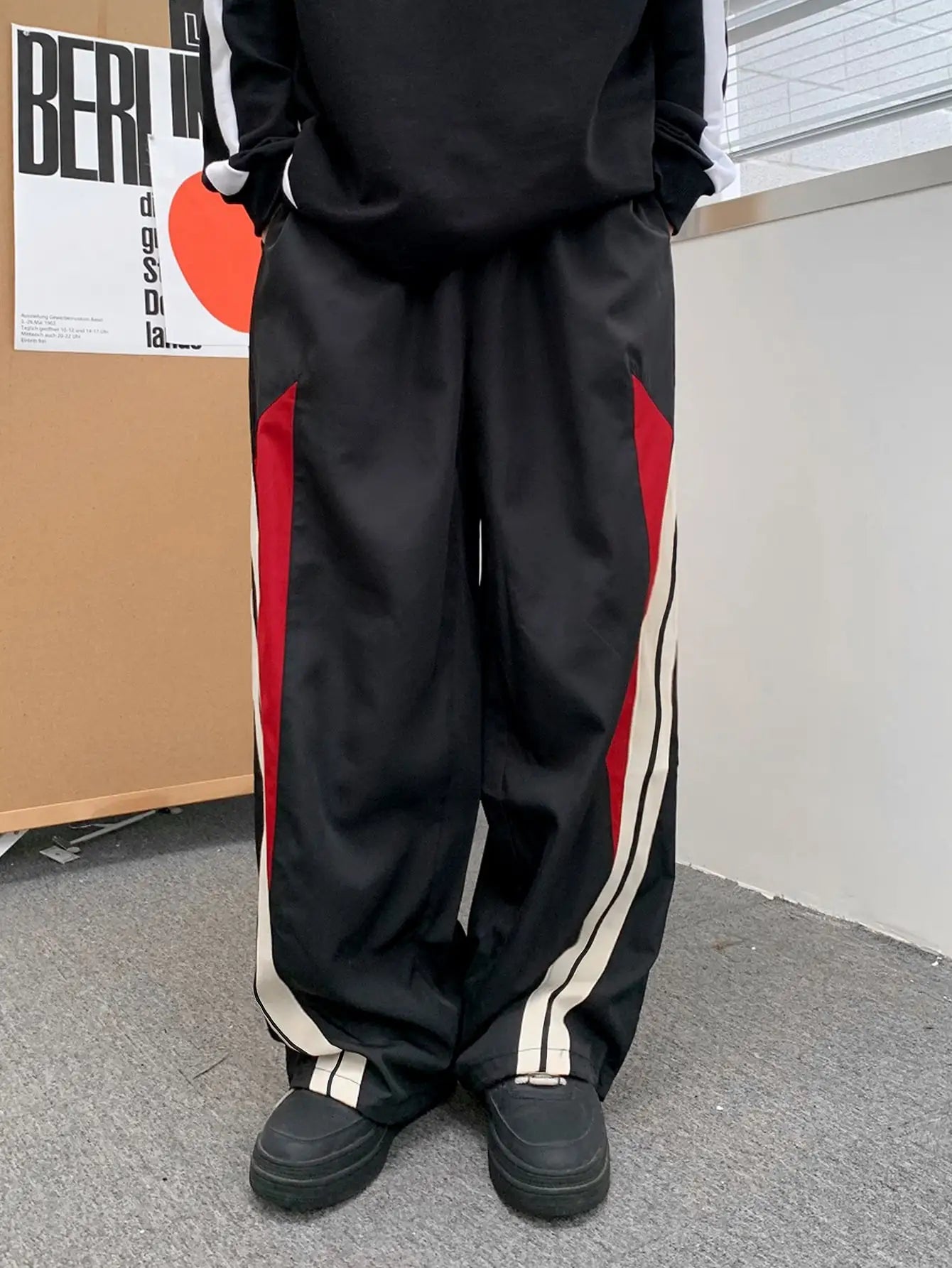 Side Stripe Loose Bottom Joggers
