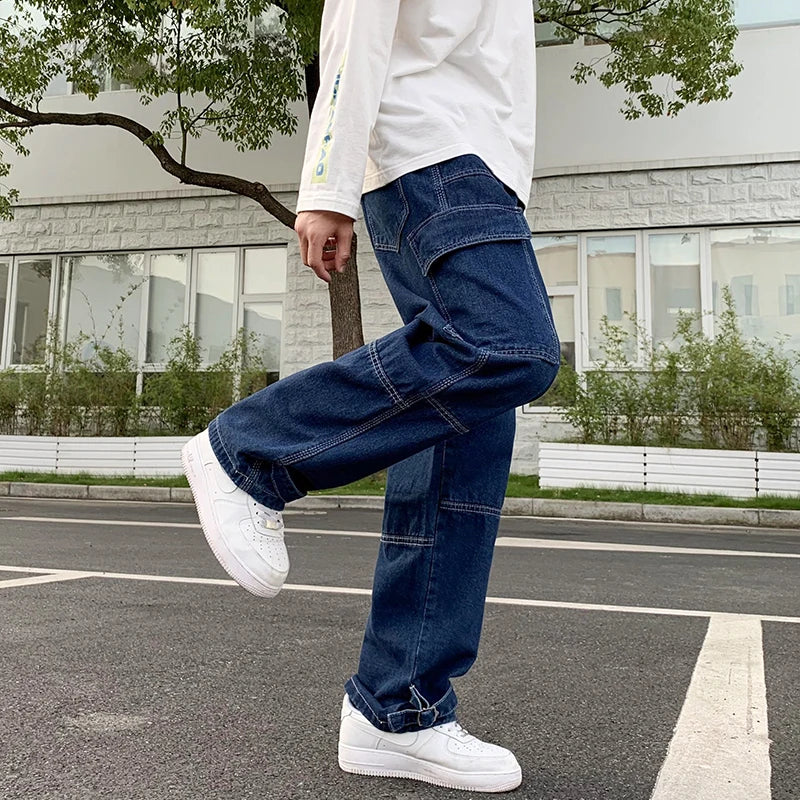 Loose Fit Cargo Jeans